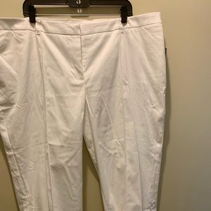 New direction woman capris